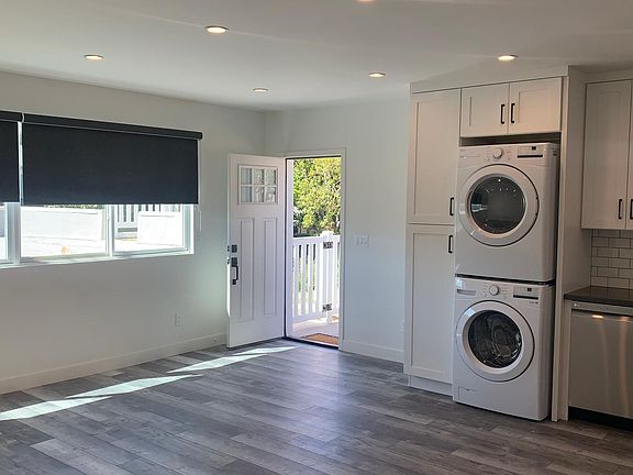 4th image of 1069 Dolores Dr
