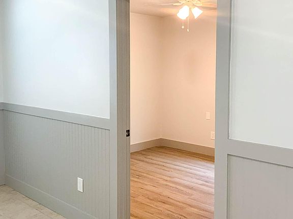 5th image of 5094 E L Dr #3