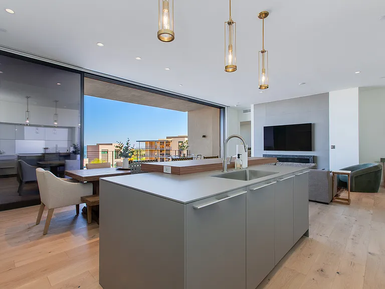 5000 N Camelback Ridge Dr #206 — Photo 18