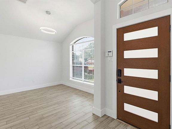 5th image of 17214 Lilac Vale Ct