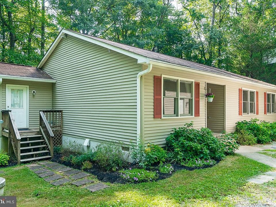 722 Lake Caroline Dr, Ruther Glen, VA 22546 Zillow