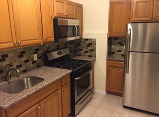 260 67th St APT 2F, Brooklyn, NY 11220