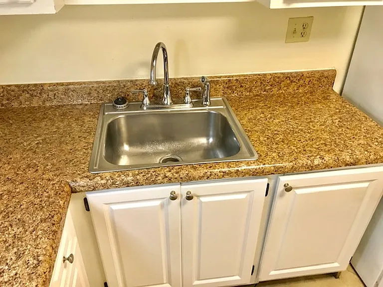 1913 Northwest Ct #40 — Photo 11