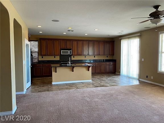 2nd image of 7144 Charter Crest St