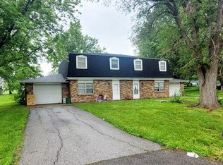 4819 E Meadow Lark Ln, Columbia, MO 65201