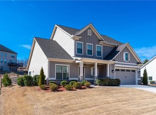 5706 Meadow View Dr, Jefferson, GA 30549