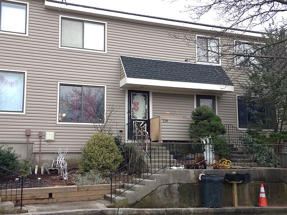 3rd image of 52 Arrowood Ct