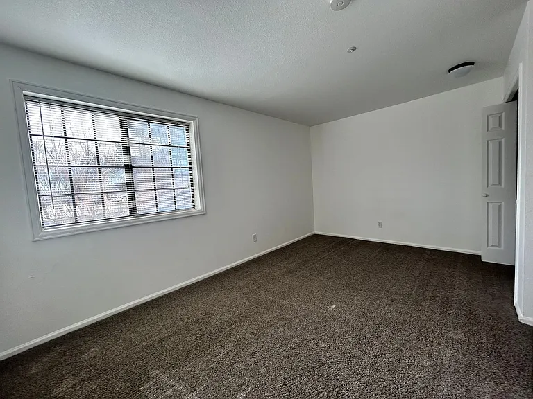 3045 Kings Ridge Blvd #1 — Photo 18