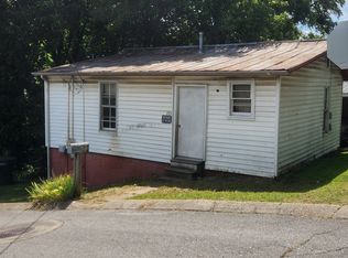 223 4th Ave E, Springfield, TN 37172