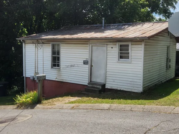 223 4th Ave E, Springfield, TN 37172