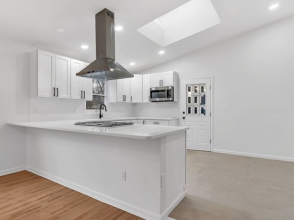 2nd image of 315 Park Ave #B