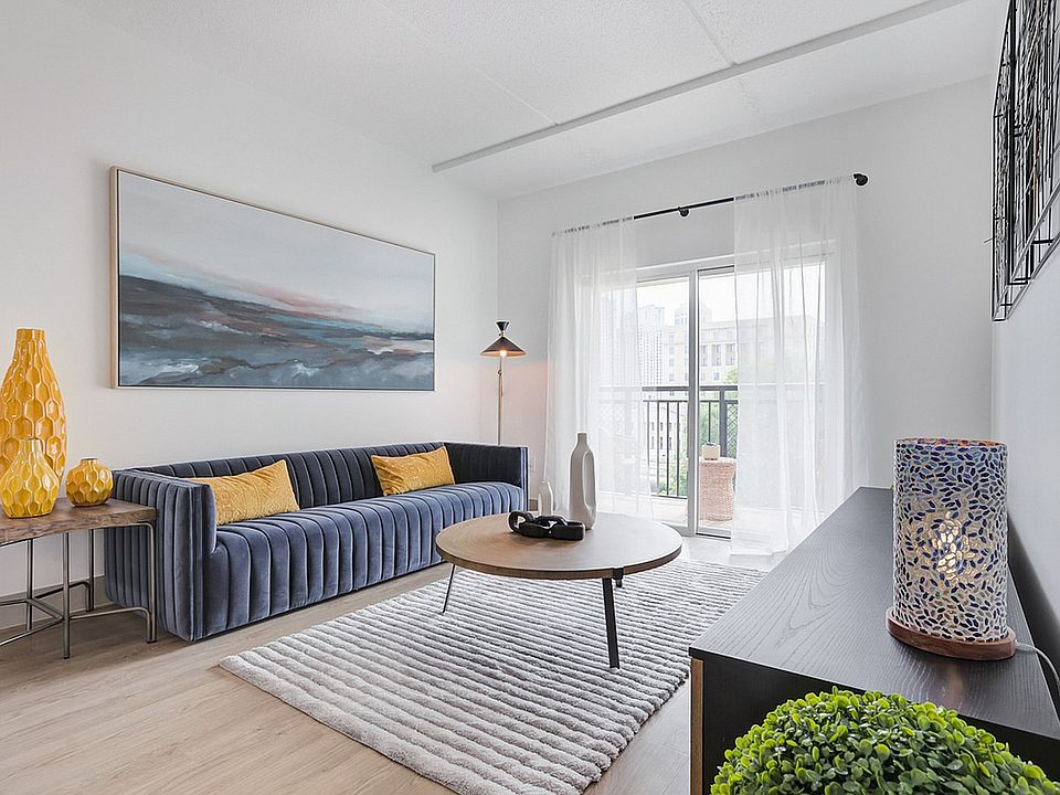 Light-Filled Living