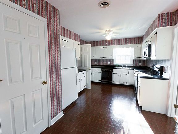 5th image of 30 Wilsons Dr