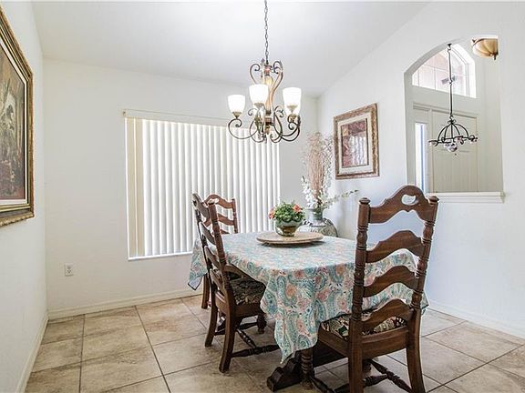 4th image of 6706 Bordeaux Blvd