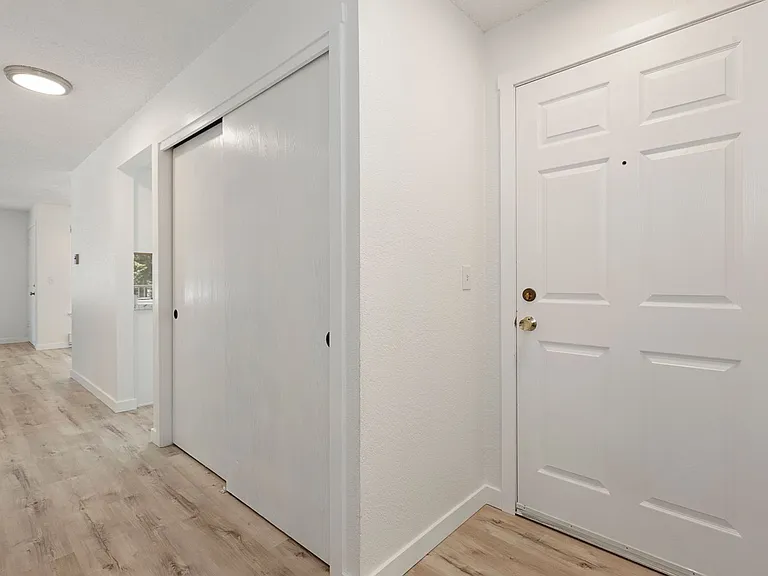 North Haven Apartments — Photo 14