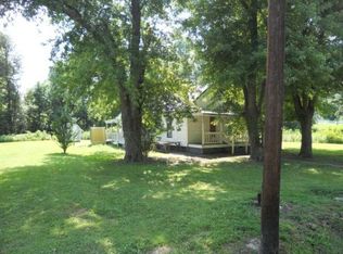 333 N McEuen Ave, Earlington, KY 42410