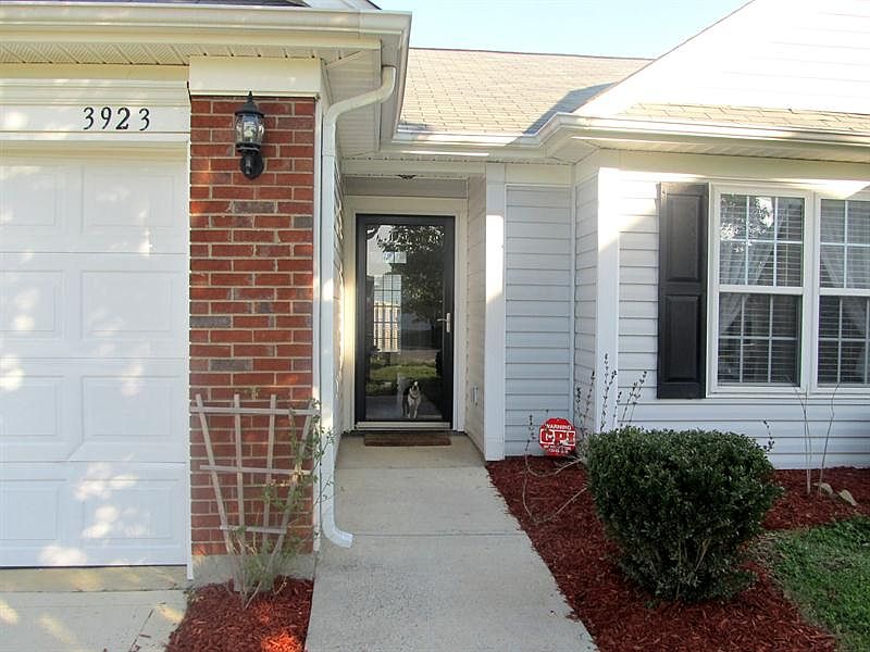 2nd image of 3923 Bayse Ct