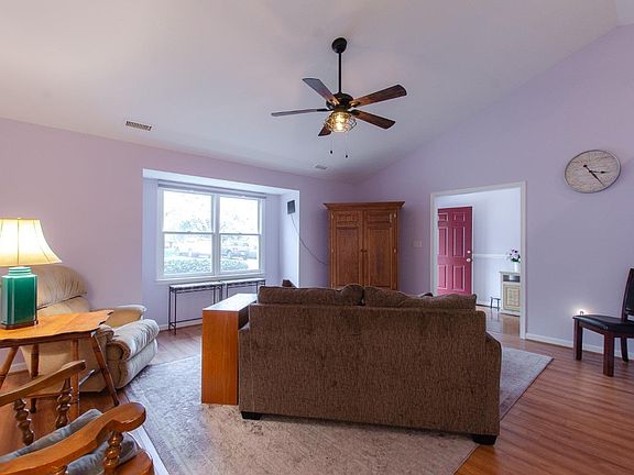 4th image of 104 Village Park Ct