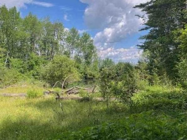 3993 Royalton Hill Rd, South Royalton, VT 05068