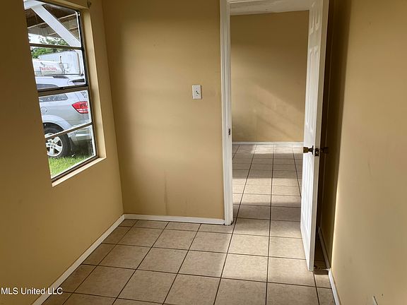 4th image of 1710 Eastward Dr