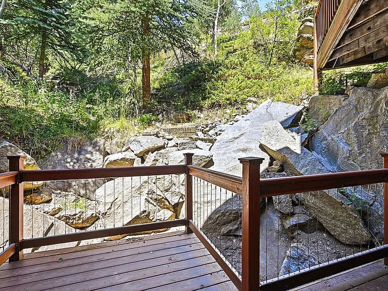 551 Aspen Dr — Photo 26