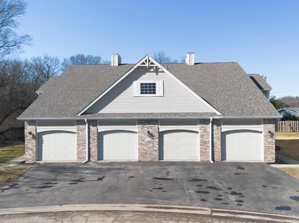 6502 Timberleaf Ct, Loves Park, IL 61111