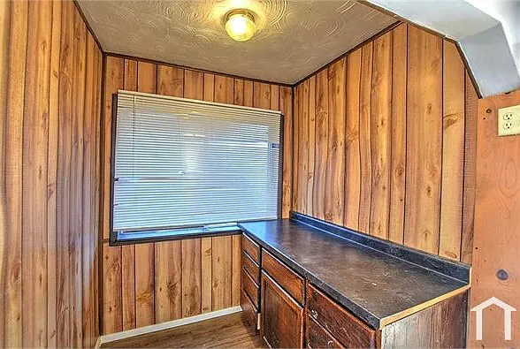 2135 E Prairie St — Photo 1