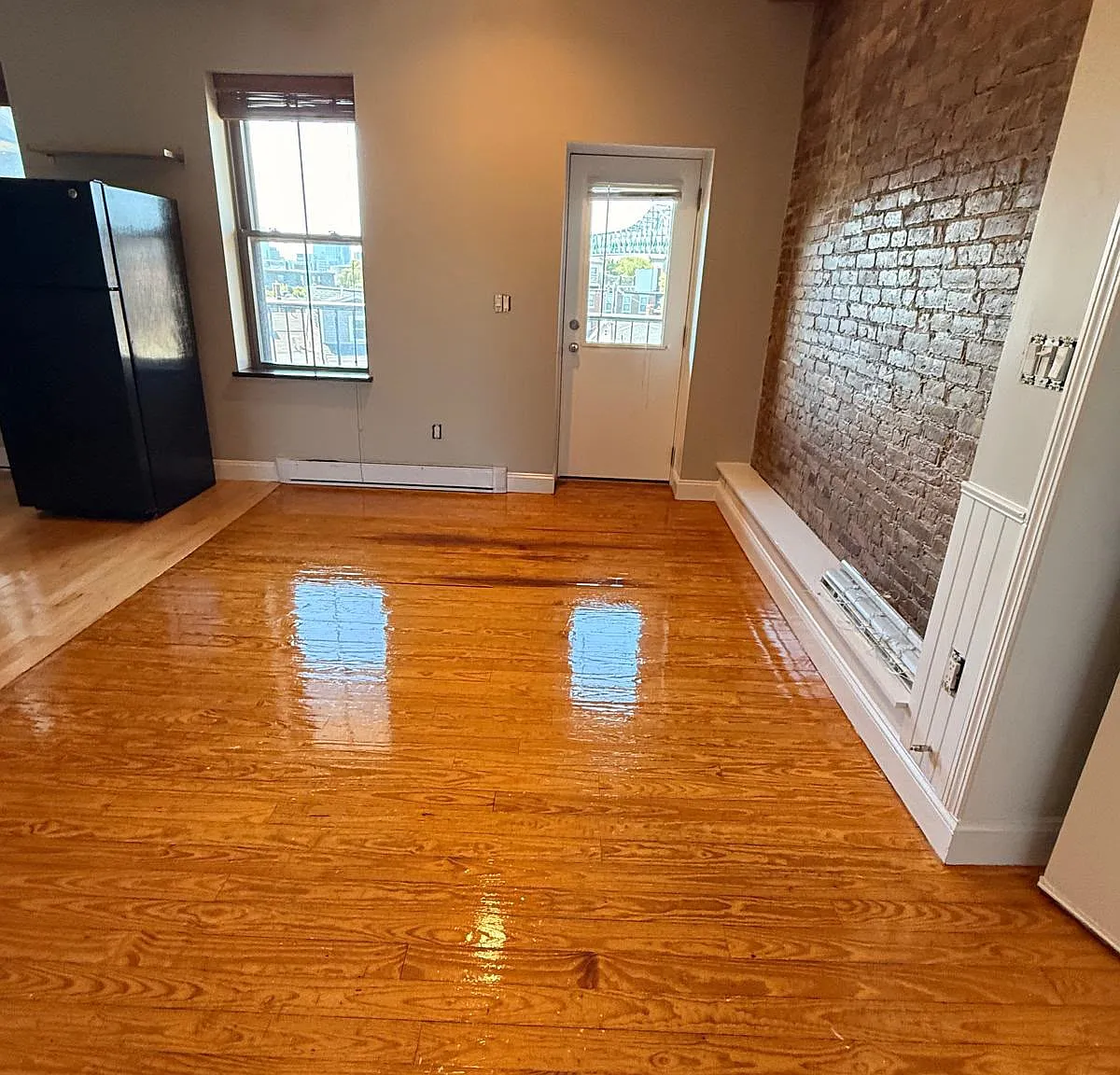 1 bed, 1.0 bath, $2,200 — Photo 3