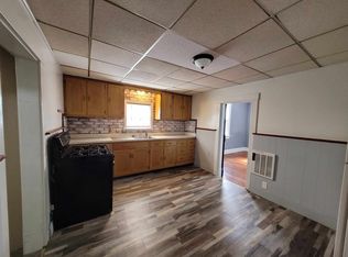 96-98 Summer St #98R, Adams, MA 01220