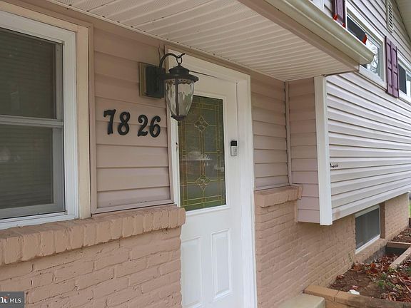 2nd image of 7826 Ashton St