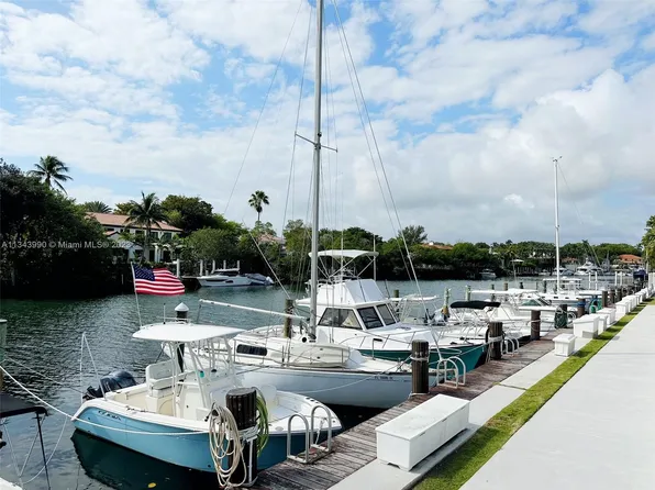 100 Edgewater Dr APT 231, Coral Gables, FL 33133