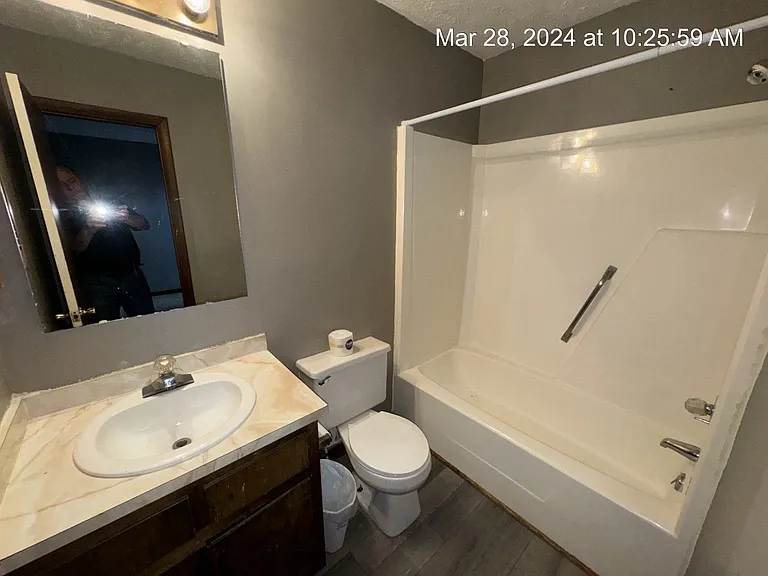 6468 Kelmscot Ct — Photo 13