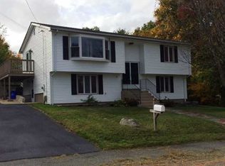 10 Barnes Ave, Johnston, RI 02919