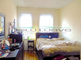 100 Queensberry St APT 7, Boston, MA 02215