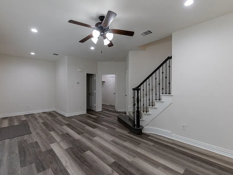 2645 Villa Di Lago Dr #4 — Photo 4