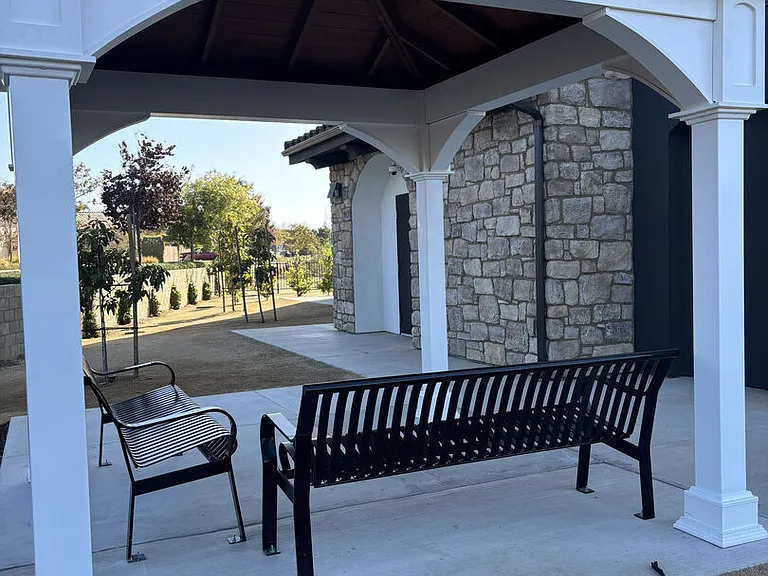 Santa Maria Studios — Photo 11