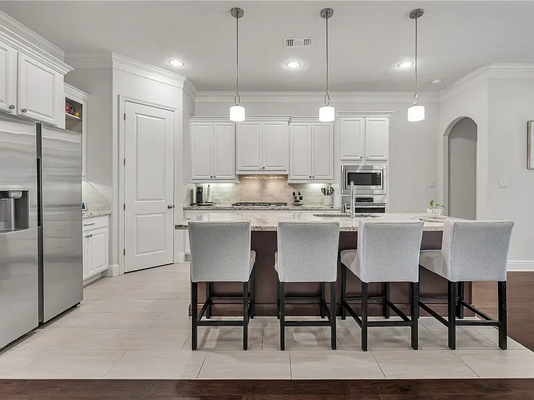 15621 Long Creek Ln — Photo 9