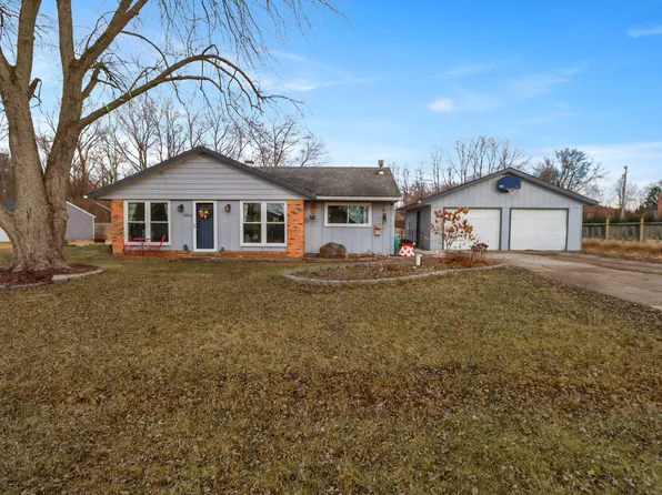 3904 Maplewood Ave, Valparaiso, IN 46383