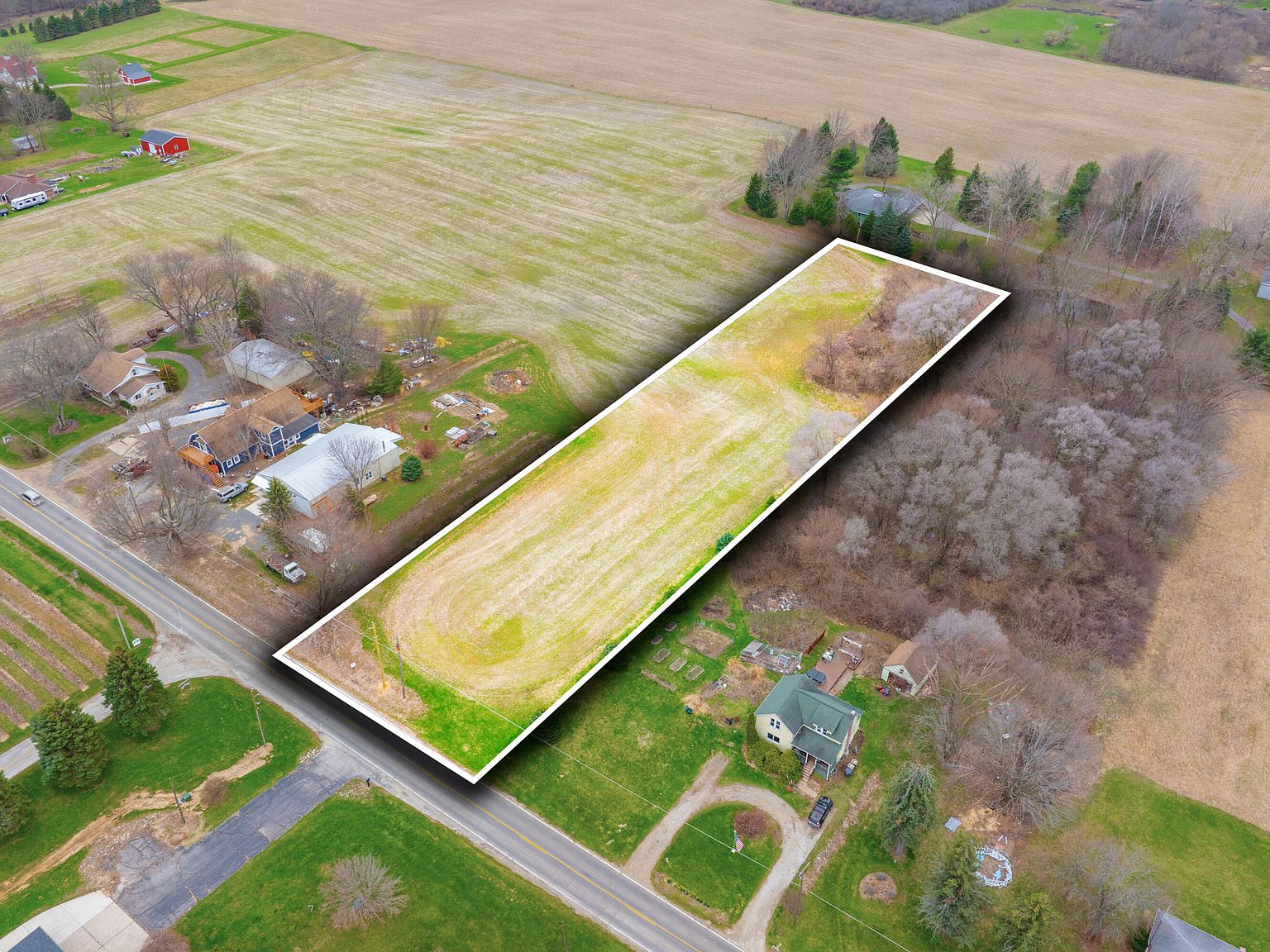 5790 Scottdale Rd, Saint Joseph MI - Owner Finance Home