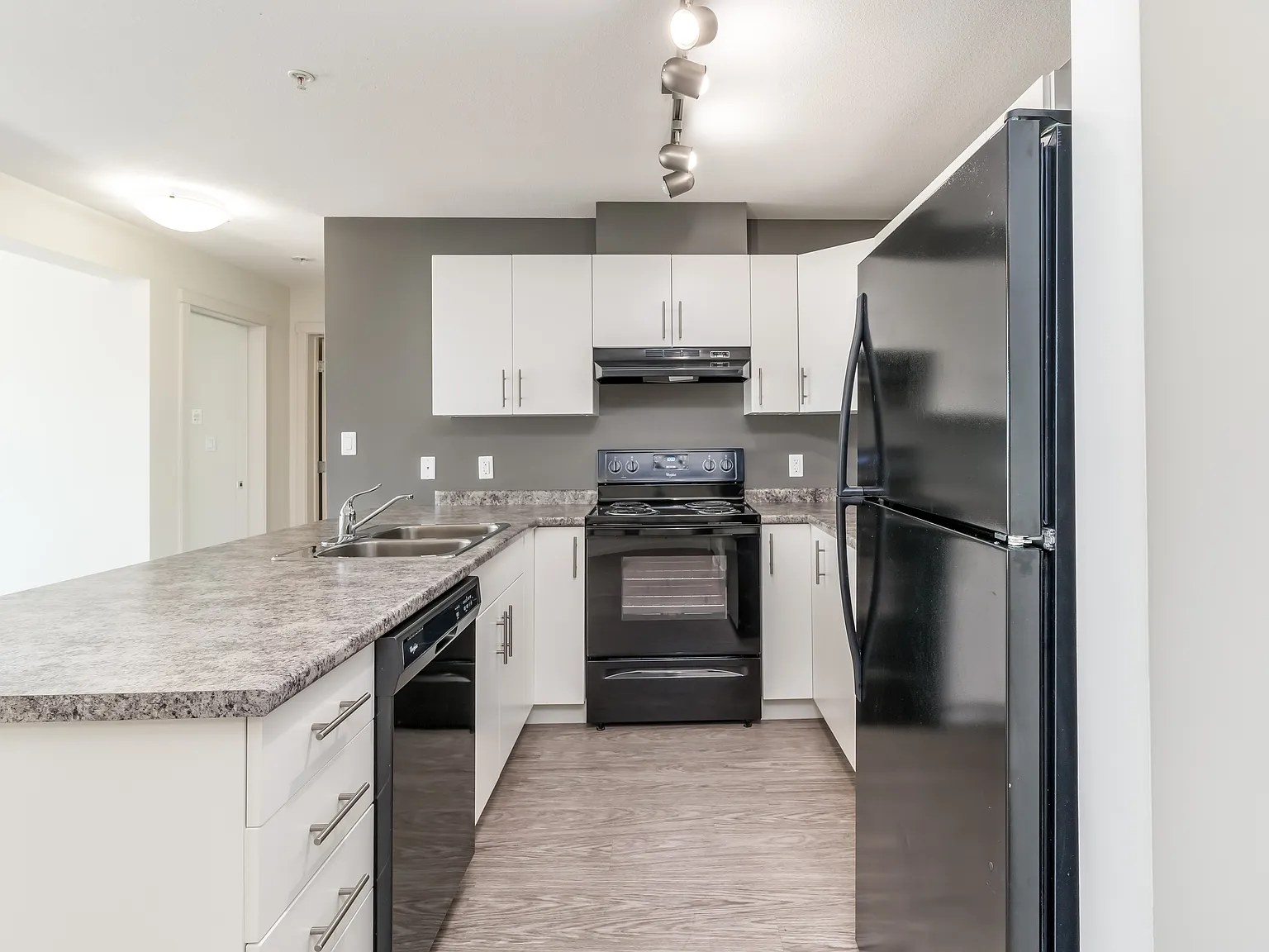 Heritage Valley Apartments — Photo 1