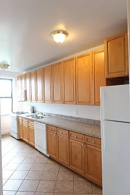 Rented by Atlantic Management Co Inc | media 22