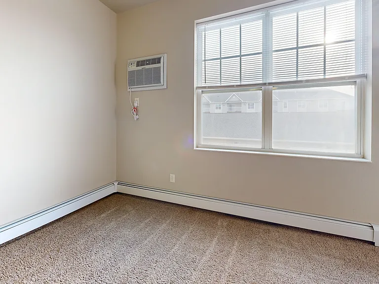 Timber Cove Apartments — Photo 11