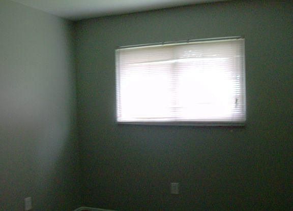 5th image of 4720 Gary Ave