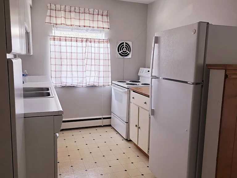 6512 Hamilton Ave #4 — Photo 7