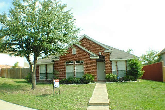 1st image of 621 Tealwood Dr