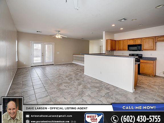 3rd image of 1223 W Vineyard Plains Dr