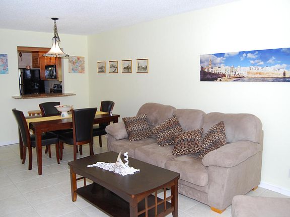 5th image of 777 S Federal Hwy APT Rp204