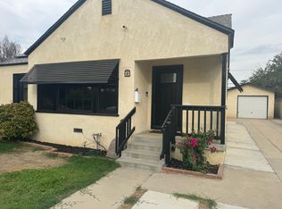 12 Western Dr, Bakersfield, CA 93309