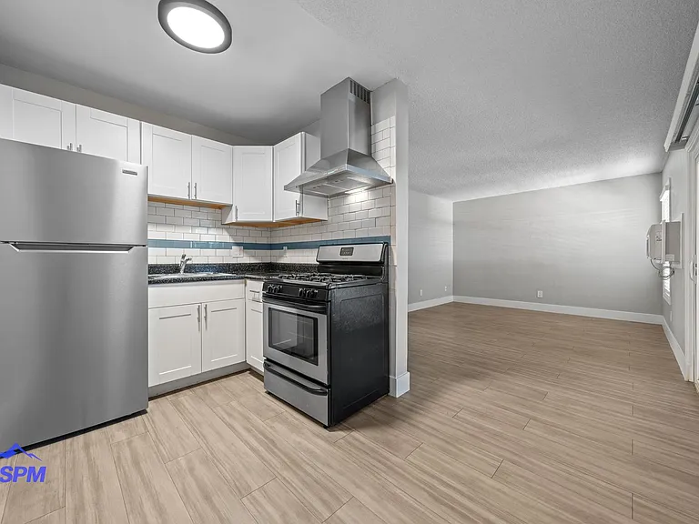 Willow Glen Apartments — Photo 10