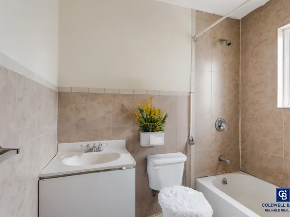 428 Beach 65th Street image 6 of 9